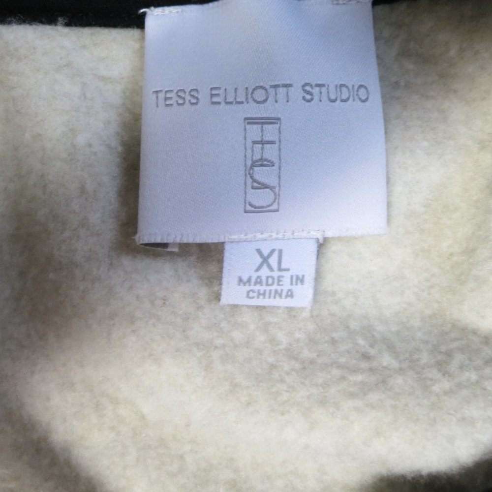 Tess Elliott faux fur Poncho